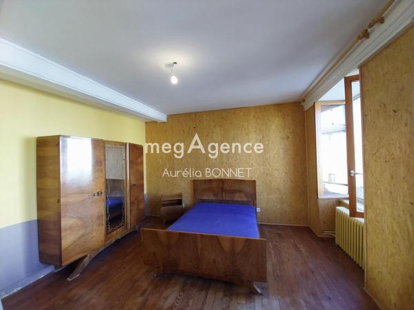 Maison à SAINT-GERMAIN-L'HERM, 63630 - 13 pièces 330m²