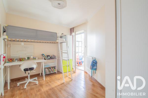 Appartement à vendre 4 pièces 77 m² Paris 19