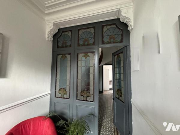 Maison bourgeoise Valenciennes proche Rhônelle 4 chambres possible 5 stationnement jardin clos