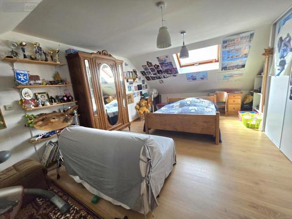 Maison à vendre à Mehun-sur-Yèvre dans le Cher (18500), ref : 18058-35