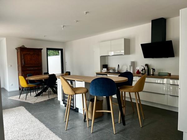 MAISON NEUVE Breuillet