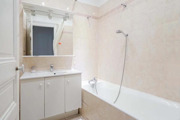 Appartement Paris 7 e - GROS CAILLOU / UNIVERSITÉ