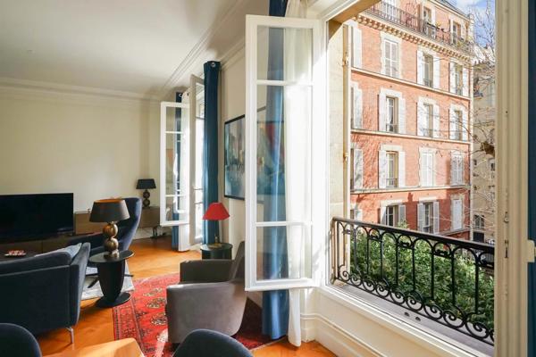 Appartement Paris 7 e - GROS CAILLOU / UNIVERSITÉ