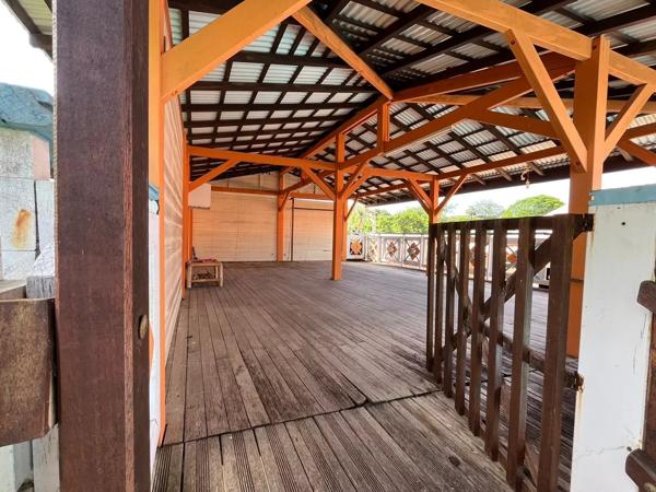 A Vendre: Villa 10 pièces avec piscine – Rémire-Montjoly - World Invest Patrimoine