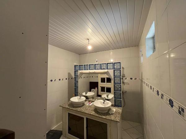 A Vendre: Villa 10 pièces avec piscine – Rémire-Montjoly - World Invest Patrimoine