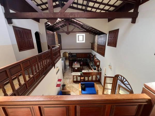 A Vendre: Villa 10 pièces avec piscine – Rémire-Montjoly - World Invest Patrimoine
