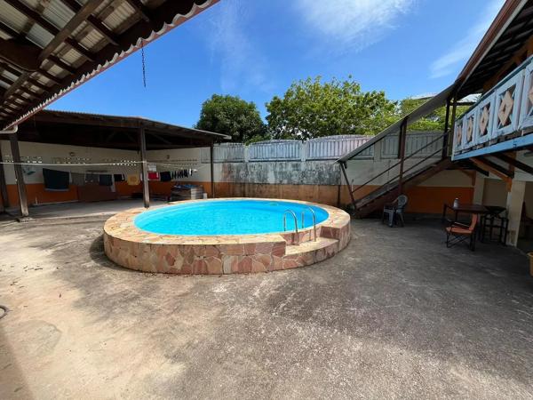 A Vendre: Villa 10 pièces avec piscine – Rémire-Montjoly - World Invest Patrimoine