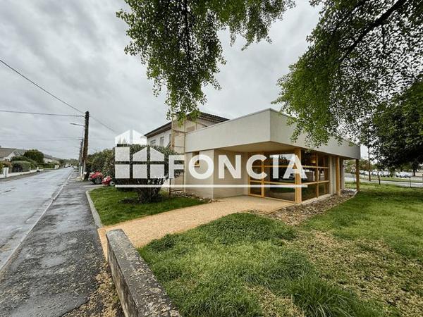 Location Local commercial 5 pièces 189 m² - 36 AVENUE DE FUMEL Villeneuve Sur Lot 47300