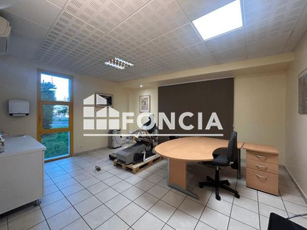 Location Local commercial 5 pièces 189 m² - 36 AVENUE DE FUMEL Villeneuve Sur Lot 47300