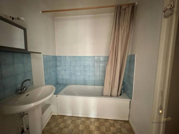 Immeuble à vendre 10 pièces de 214 m²