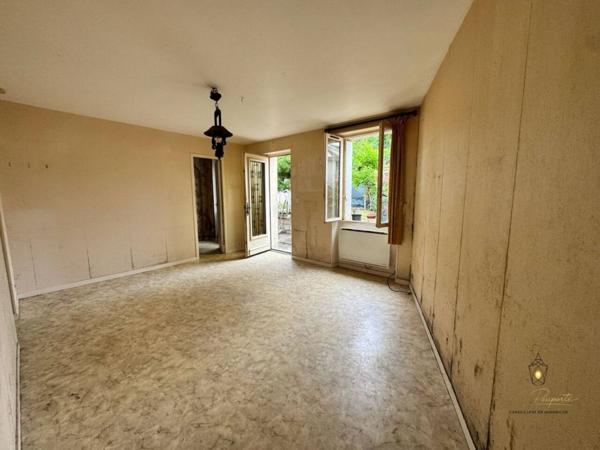 Immeuble à vendre 10 pièces de 214 m²