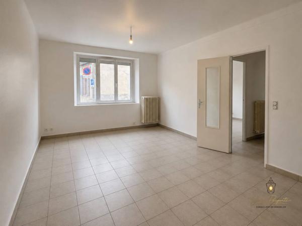 Immeuble à vendre 10 pièces de 214 m²