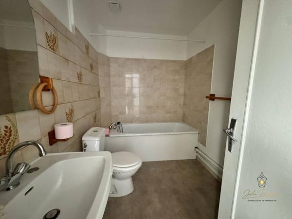 Immeuble à vendre 10 pièces de 214 m²