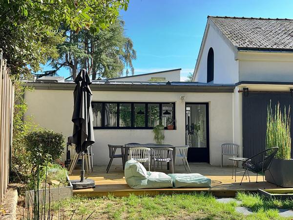 Nantes Sud- Bords de Sèvre - Maison de caractère en impasse - 4 chambres - patio et jardin , Nantes