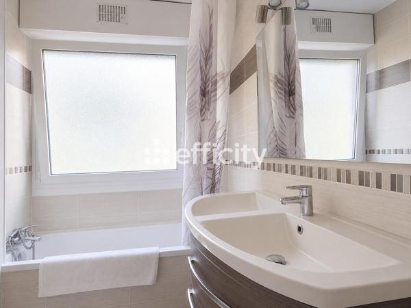 Appartement
         4 pièces
        - 91 m² Exclusivité 329 000 € *