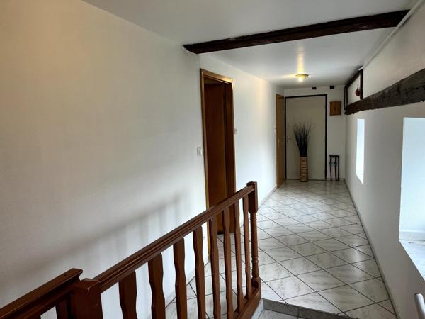 Appartement 50 m² Carrez  (80 m² au sol) - Grande pièce de vie