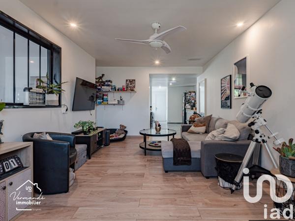 Maison 4 pièces de 105 m² à Surgères (17700)