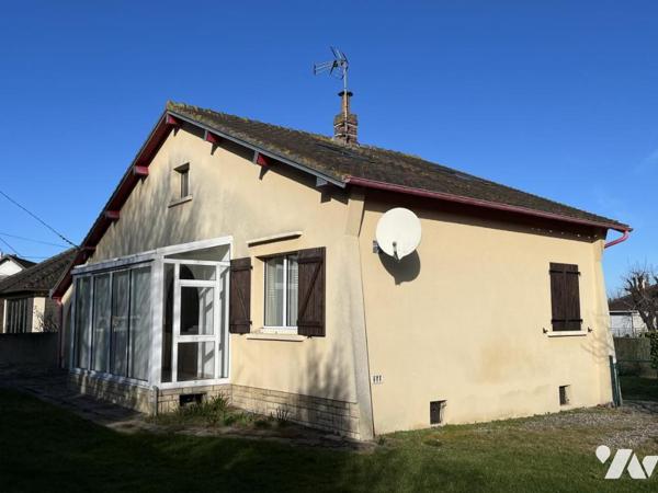 Houlgate, sur 520m² de jardin, maison de plain-pied avec combles aménageables.