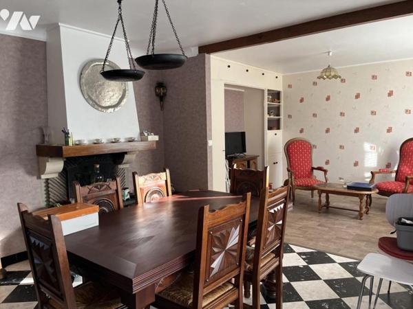 Houlgate, sur 520m² de jardin, maison de plain-pied avec combles aménageables.