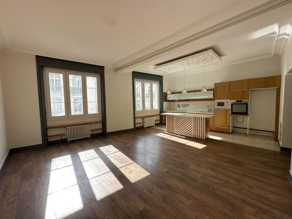 Appartement à vendre 288 000 € Orléans 39 p 96 m² DPE E