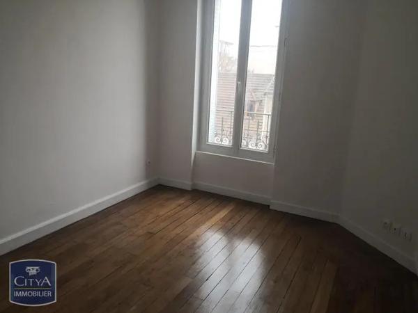 Appartement à louer 2 pièces 30.79m² Corbeil-Essonnes (91100)