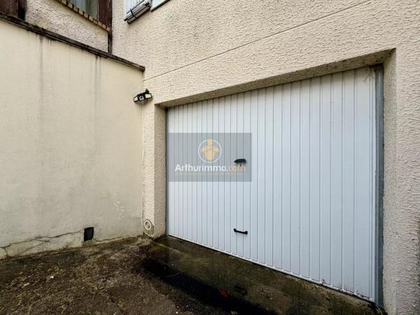 Vente                                                      Maison
                        
                     5 pièces                      103 m2                     à Rozay-en-Brie
