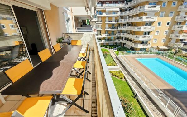 Appartement à vendre    4 pièces • 105 m2 Nice