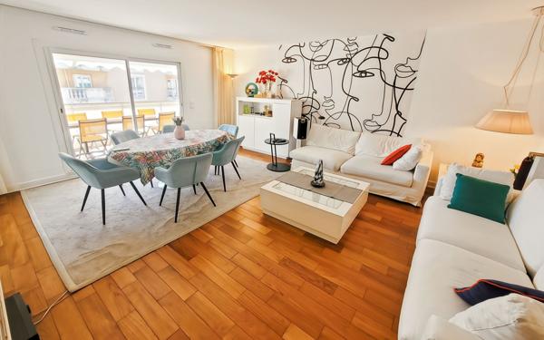 Appartement à vendre    4 pièces • 105 m2 Nice
