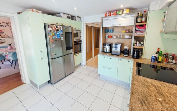 Appartement à vendre    4 pièces • 105 m2 Nice