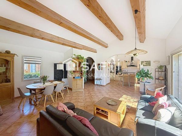 Jolie villa de plain pied 190 m2 avec 2 appartements T2 indépendants