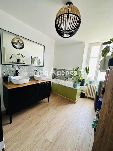 Maison à CHAUDRON-EN-MAUGES, 49110 - 5 pièces 131m²