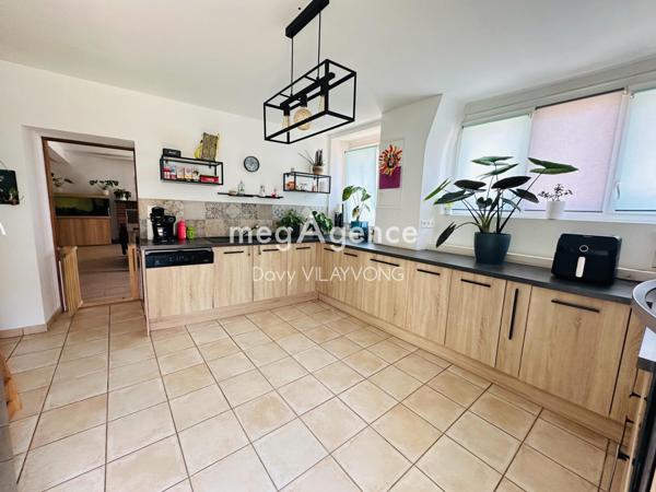 Maison à CHAUDRON-EN-MAUGES, 49110 - 5 pièces 131m²