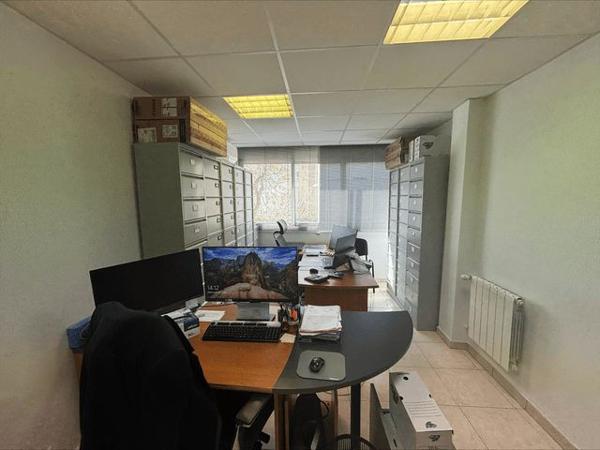 Location Local commercial 5 pièces 103 m² - LA TOUR D'IVOIRE Toulon 83000