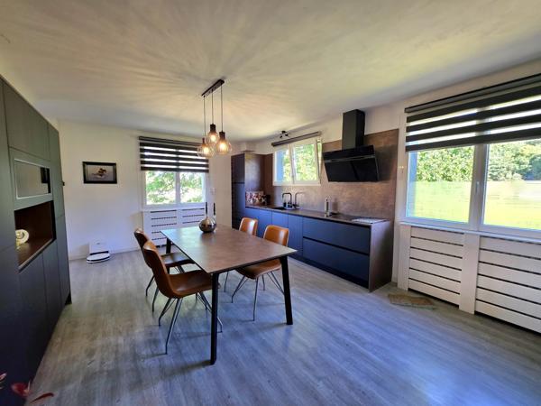 Superbe villa rénovée avec appartement d'invités et piscine