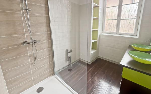 Appartement à vendre    3 pièces •  Montech