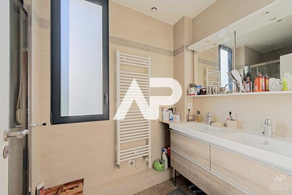 Maison Rueil-Malmaison 5 pièce(s) 120 m2 €1 090 000 ** - Référence 16977