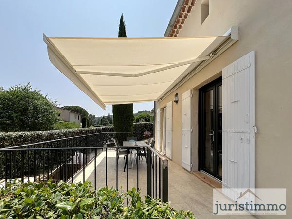 Vaison-la-Romaine (84110) A 800 mètres du centre ville de Vaison La Romaine. Belle Villa de 173 m2, 5 chambres, sur un terrain de 913 m2