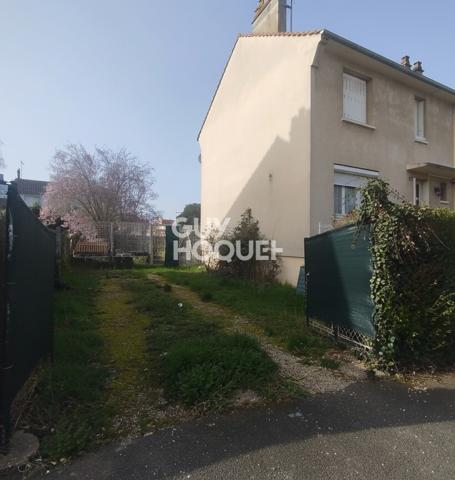 MAISON 3 CHAMBRES PROCHE COMMODITE