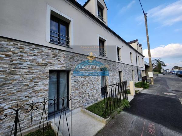 Location Bureau 2 pièces 25 m2 à Ormesson-sur-Marne