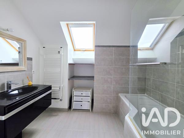Maison à vendre 6 pièces 113 m² Auneau-Bleury-Saint-Symphorien