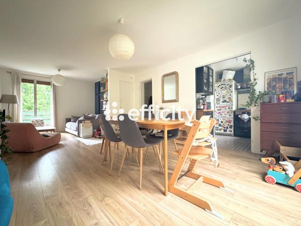 Appartement
         4 pièces
        - 80 m² Exclusivité 298 000 € *