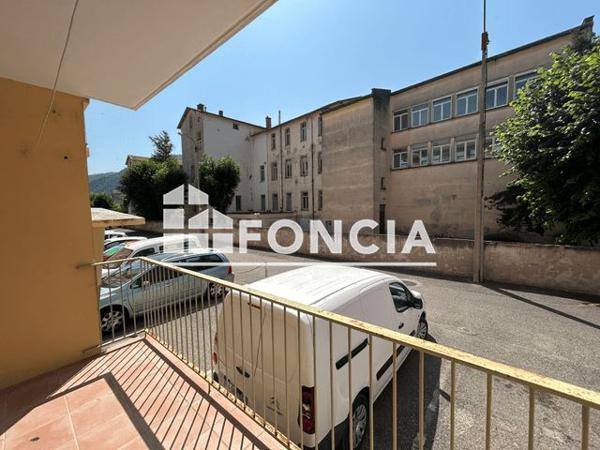 Location Appartement 4 pièces 72.1 m² - 24 AVENUE DES CHARROIS Digne-les-bains 04000