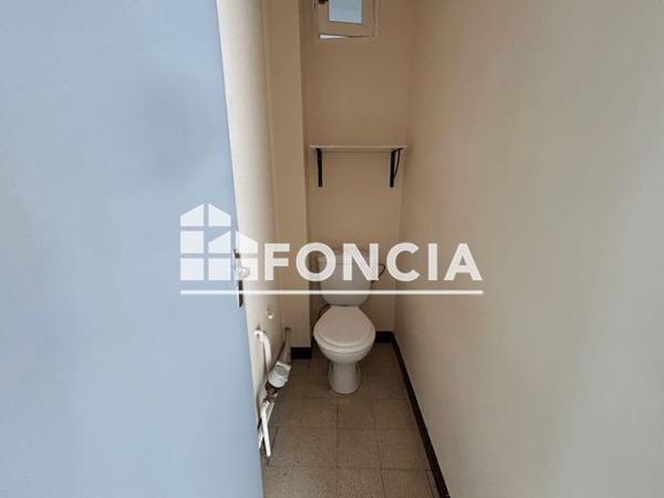 Location Appartement 4 pièces 72.1 m² - 24 AVENUE DES CHARROIS Digne-les-bains 04000