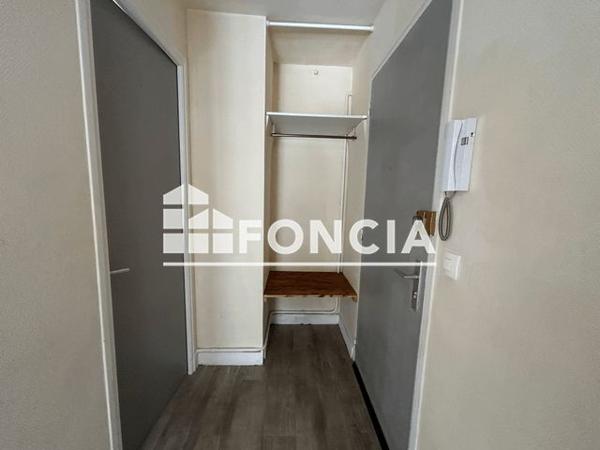 Location Appartement 4 pièces 72.1 m² - 24 AVENUE DES CHARROIS Digne-les-bains 04000