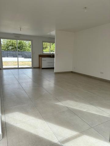 Maison Vouillé 4 pièce(s) 95 m2