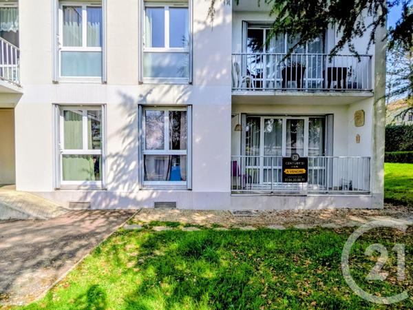 Appartement F5 à vendre  5 pièces - 109,99 m2 COULOMMIERS - 77