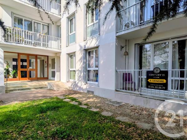 Appartement F5 à vendre  5 pièces - 109,99 m2 COULOMMIERS - 77