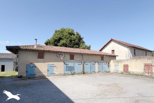 Maison à vendre |  Berneuil |  11 pièces | 262 m²