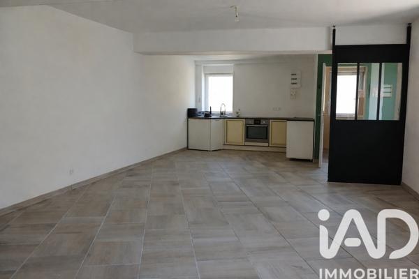 Maison à vendre 4 pièces 93 m² Saint-Sernin-du-Plain