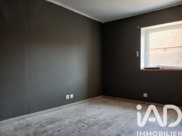 Maison à vendre 4 pièces 93 m² Saint-Sernin-du-Plain